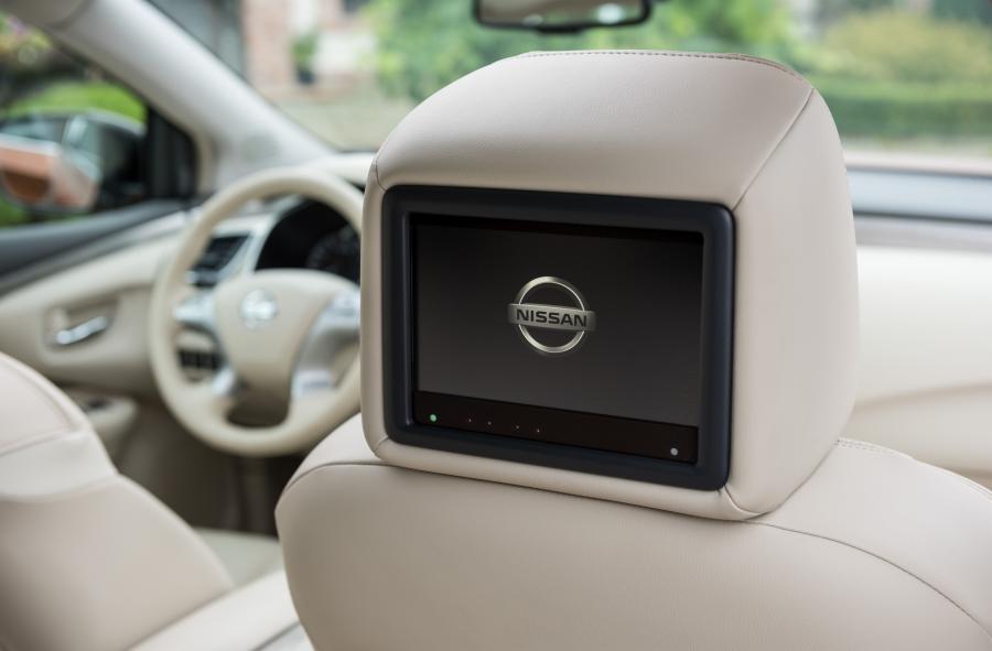 Детали интерьера Nissan Murano 2016 года  (CIS) (фото 80 из 90)